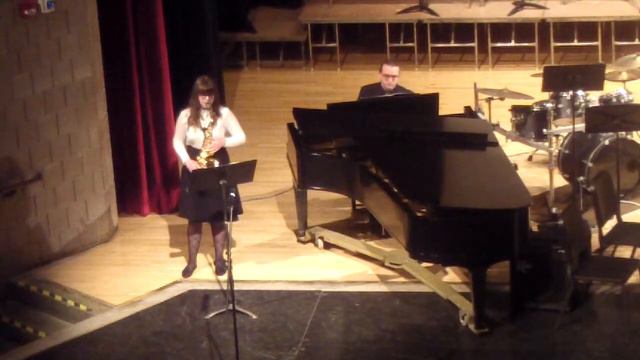 Concerto in E-flat major - Alexander Glazunov смотреть онлайн