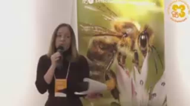 VI-Конференция Естественного Пчеловодства в Москве 24/11/2019 день второй, докладчик Лазобко Марина