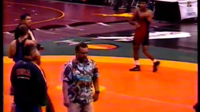 2004-10-29 74kg Muzaffer Abdurakmonov UZ d Kirk White BWC SUNKIST смотреть онлайн