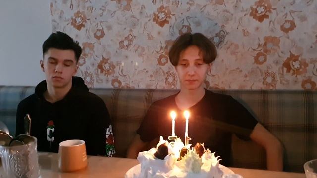 Славка отмечает 15 - летие смотреть онлайн