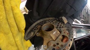 2013 Yamaha Grizzly 700 Wheel Bearing Replacement