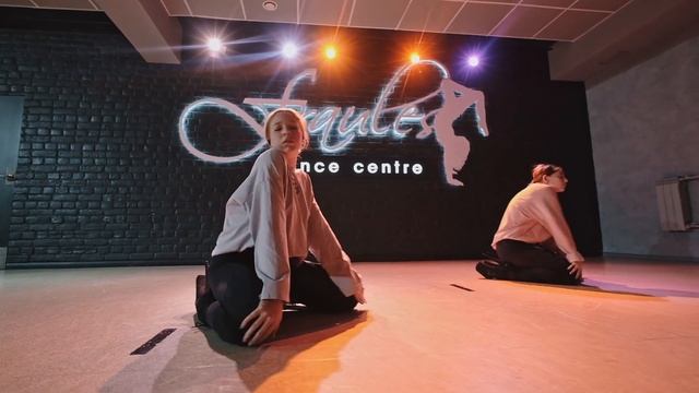 Женя Перминова и Настя Аравина - Frame Up Strip class смотреть онлайн