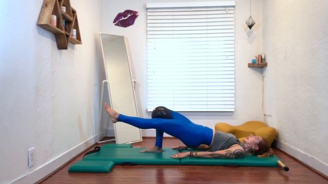 Shoulder Bridge with a Ball on the Mat | Online Pilates Classes