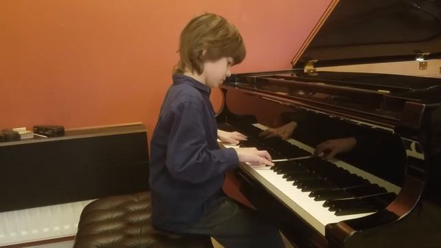 В.Ребиков, Осенние листья, Миша Андреев. Rebikov Autumn leaf, Les feuilles mortes, piano, Misha, 9. смотреть онлайн