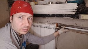 Как установить радиатор отопления своими руками. Боковое подключение из стены.