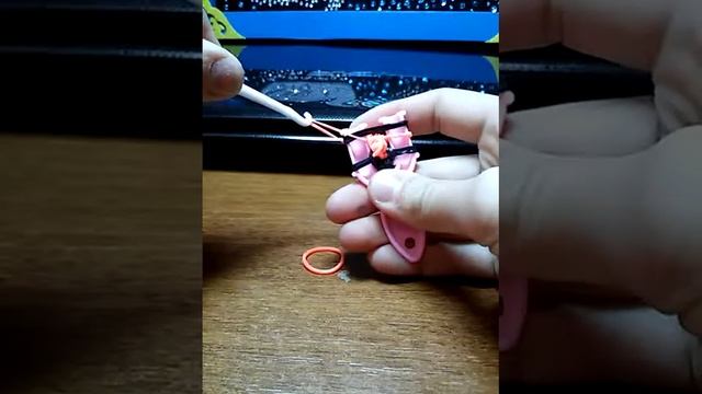 Плетения туфелек на куклу барби из резинок?☀⭐ смотреть онлайн