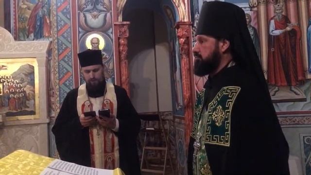 Молитва по соглашению в 22:00 в храме в честь святой благоверной царицы Тамары смотреть онлайн