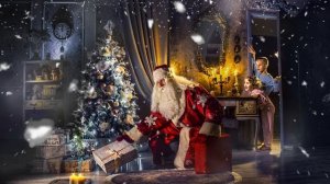 Что под елкой спрятано?