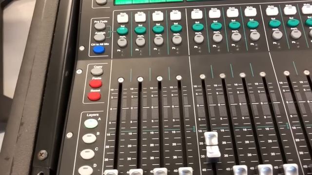 Allen & Heath SQ5 Quick Overview