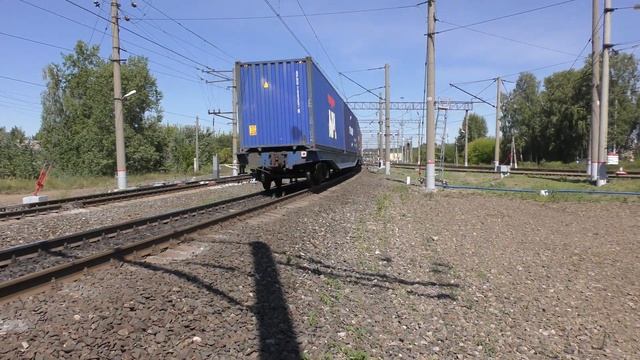 ВЛ80С-1037 с контейнерами смотреть онлайн