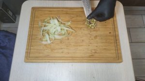 Салат из сельдерея и яблок с натуральным йогуртом / Вкусный и быстрый пп рецепт