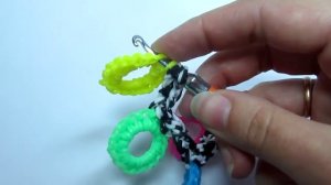 Как плести браслеты из резинок - Браслет КОЛЬЦА