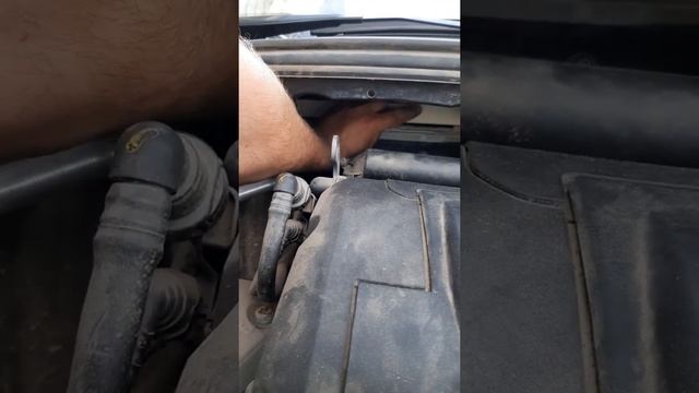 Замена салонного фильтра Пежо 308 смотреть онлайн