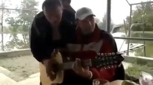 ЧЕЧЕНЦЫ ПОЮТ