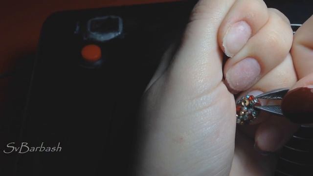как БЫСТРО СНЯТЬ СТРАЗЫ с ногтей.quickly Remove Rhinestones From Nails.легко снять стразы