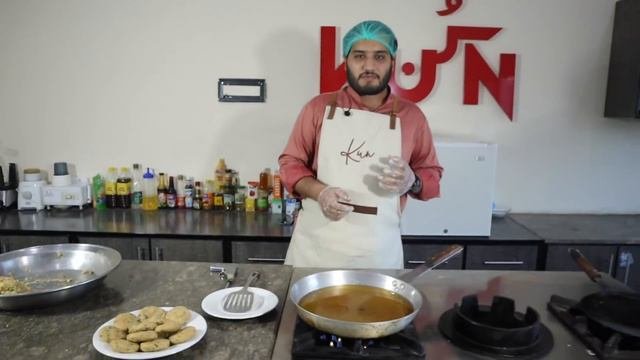 Crispy Aloo Tikki Recipe || Mix Chaat, Green Spicy Chutney, Paapri