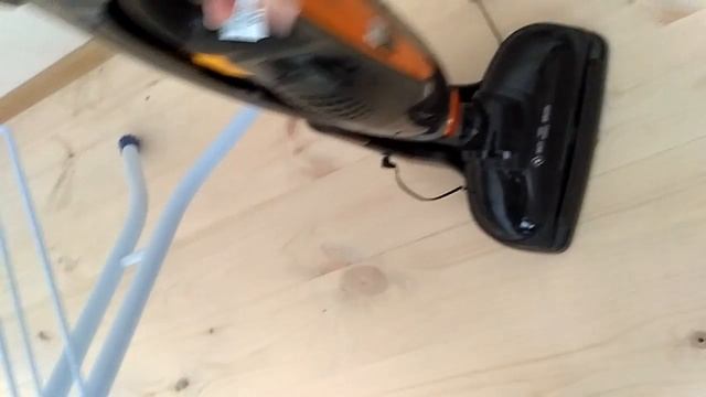 Беспроводной пылесос LG VSF8405SC смотреть онлайн