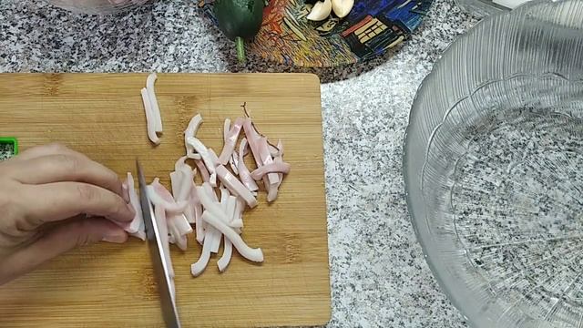 ? ВКУСНЕЙШИЙ салат ? с КАЛЬМАРАМИ ? ОБЯЗАТЕЛЬНО попробуйте ? смотреть онлайн