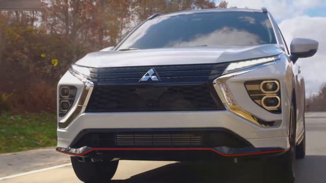 2022 Mitsubishi Eclipse Cross SEL Touring | Driving Sense (White Diamond) (US Specs) смотреть онлайн