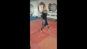 Лесенка с гантельками!