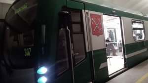 Санкт-Петербург. Состав «НеВа» на ст. «Приморская» 1. 21 февраля 2021