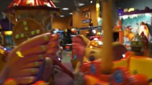 Гуляем по ТЦ "Армада", играем в Крэйзи парк, аттракционы и веселье)!