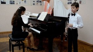 Елистратов Дмитрий (кларнет) 1 класс Свиридов Старинный танец