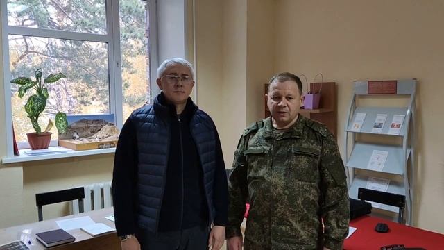 Сотрудники соцзащиты и военкомата работают в Новосибирске