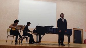 Русская народная песня "вдоль по улице метелица метёт..."