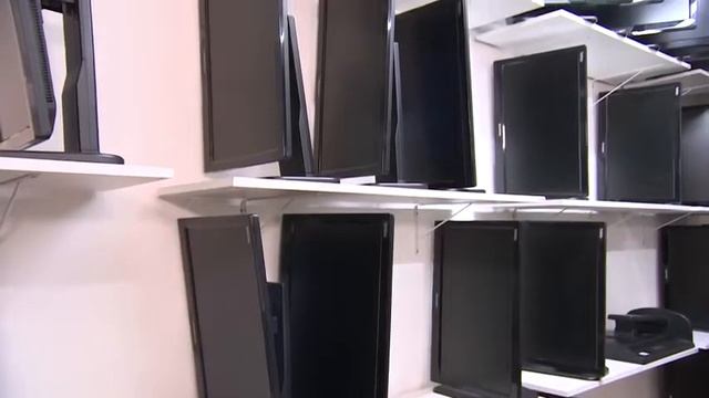 ?Loja Fatura Vendendo Notebooks Usados смотреть онлайн