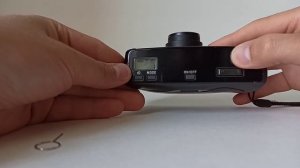 Плёночный фотоаппарат Leica mini zoom