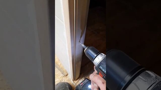 Стеклянная дверь в парной