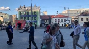 Выход из Метро Добрынинская, г. Москва, 21.06.2023