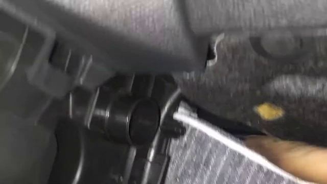 Peugeot 308 2014 Cabin filter replacement смотреть онлайн