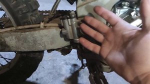 Починил заднюю тормозную машинку используя ремкомплект купленный на AliExpress отзыв решение пробле