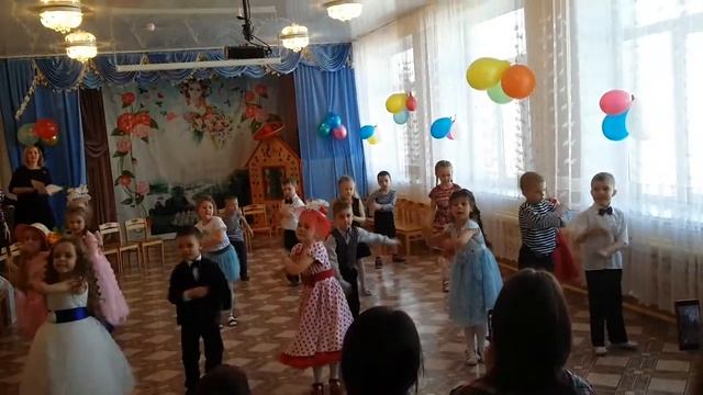 Танец "Стирка" Детский сад 150 смотреть онлайн