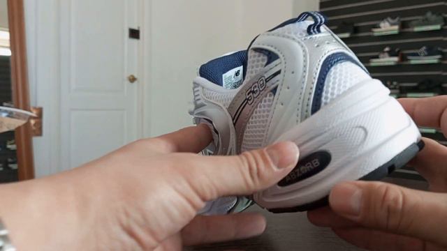 New Balance 530 смотреть онлайн