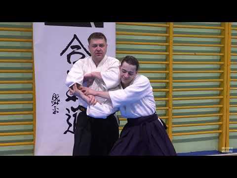 Техники Айкидо - захват двух рук.