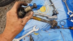 Меняю рычаги передней подвески BMW e39.