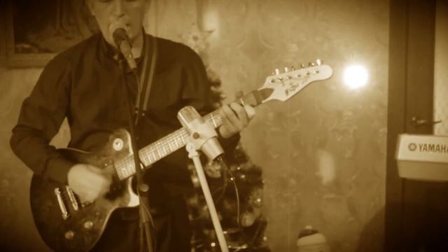 КОГДА ТВОЯ ДЕВУШКА БОЛЬНА (кавер) ( В.Цой, гр. Кино) смотреть онлайн