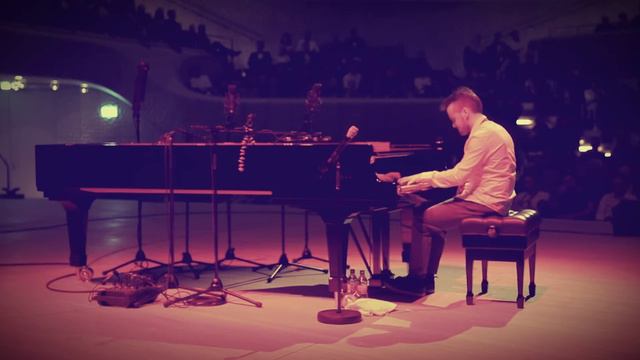 playing NIRVANA - Rape Me/On A Plain at philharmonic 💥 (piano cover) смотреть онлайн