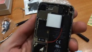 Светящийся логотип iPhone 4s