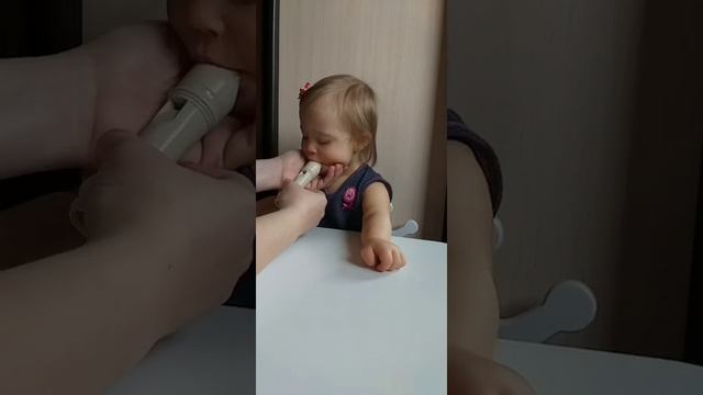 Развивающее занятие с ребёнком с синдромом Дауна. смотреть онлайн