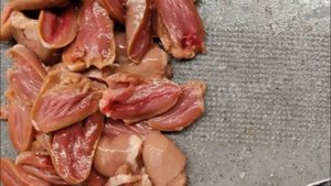 Как чистить на домашней кухне куриные сердечки