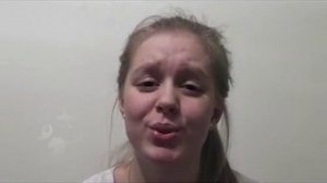 Евгений Евтушенко «Смеялись люди за стеной»