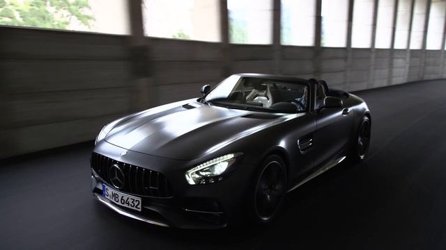 2018 Mercedes-AMG GT C Roadster - First Look | TestDriveNow смотреть онлайн