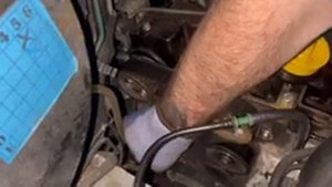 2002 Renault Master 2.2/2.5 timing belt change