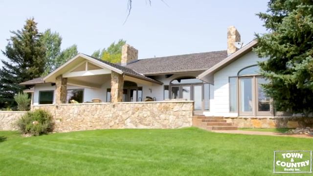 105 Arapahoe Dr | Town & Country Realty смотреть онлайн