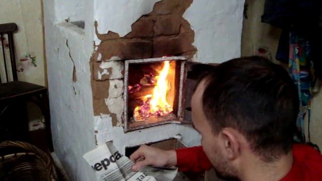 Видео обзор как затопить печку дровами в деревне.... смотреть онлайн