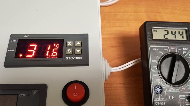Блок управления электростатической коптильней с терморегулятором.